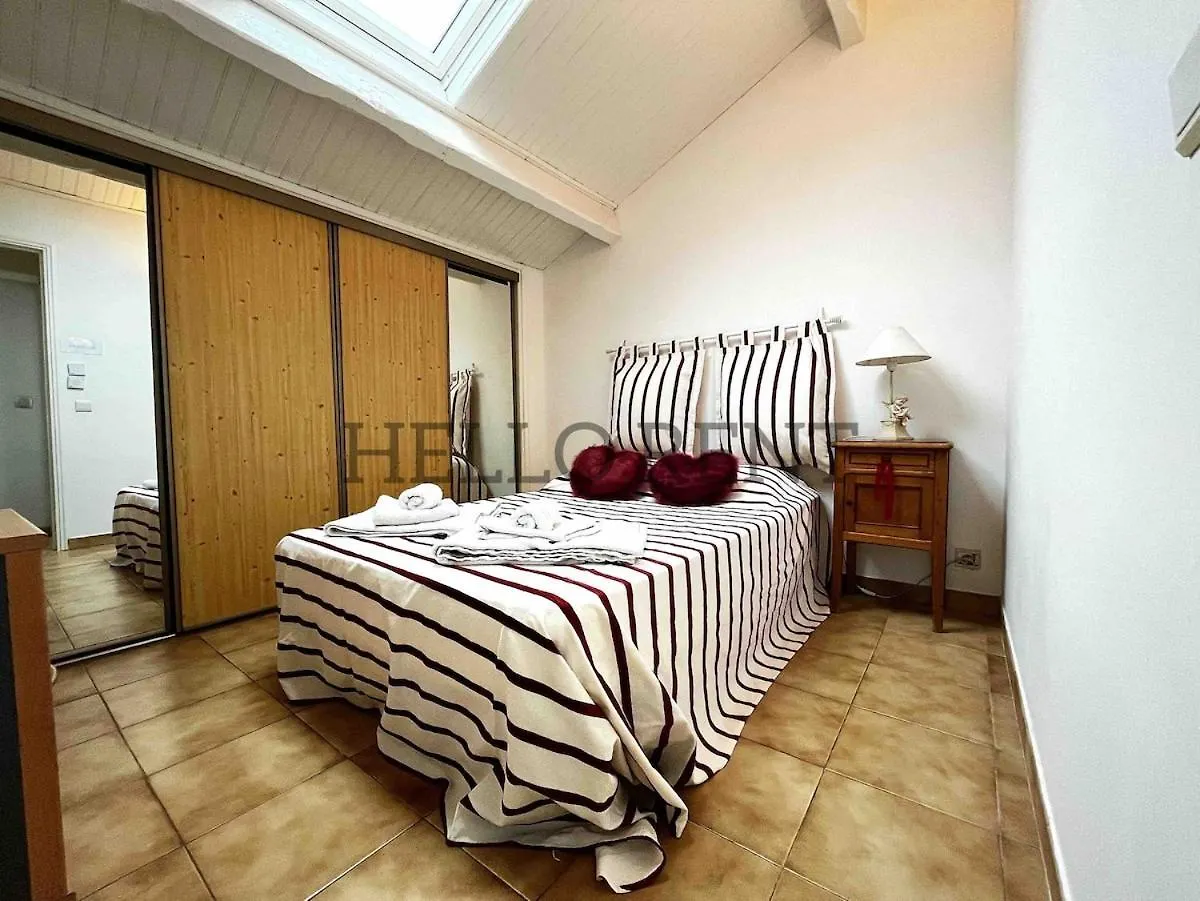 Grande Villa Cannes Centre Havre De Paix 0*,  France