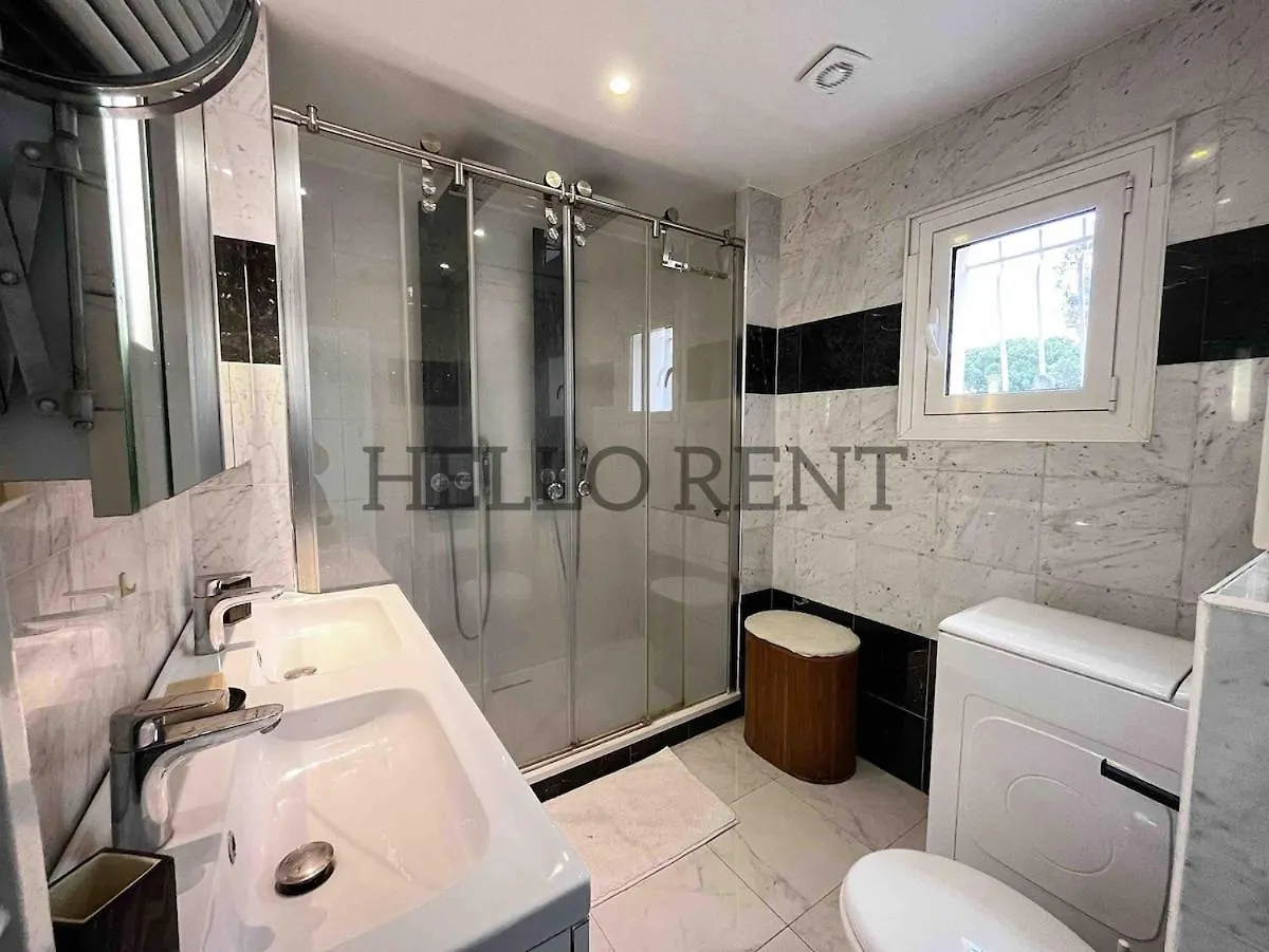 Grande Villa Cannes Centre Havre De Paix 0*,  Francie