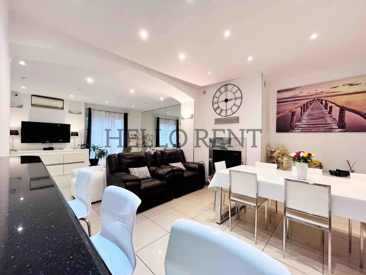 Grande Villa Cannes Centre Havre De Paix 0*,  France